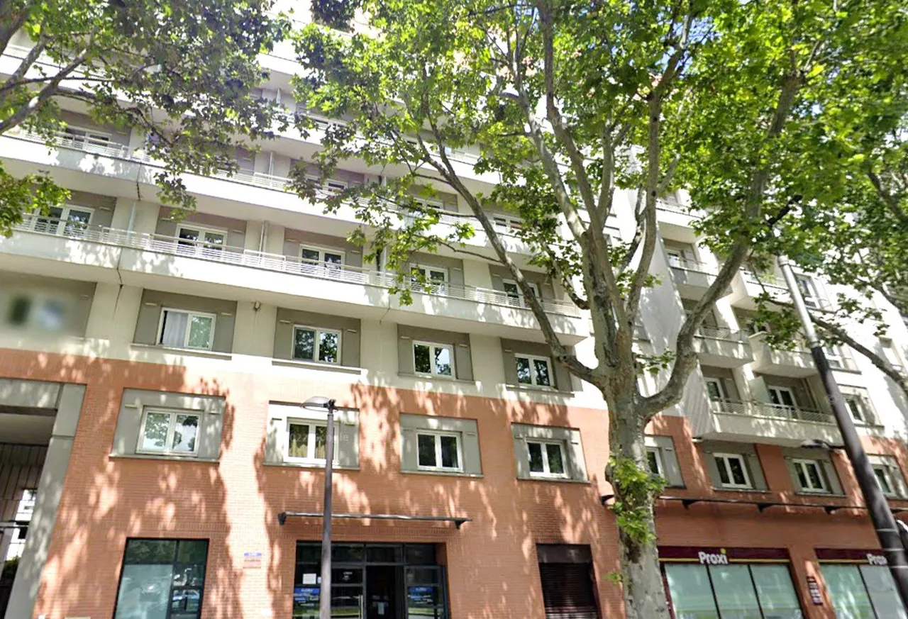 RENTAL INVESTMENT – Paris – Studelites Le Consul Student Residence – 4.29% profitability