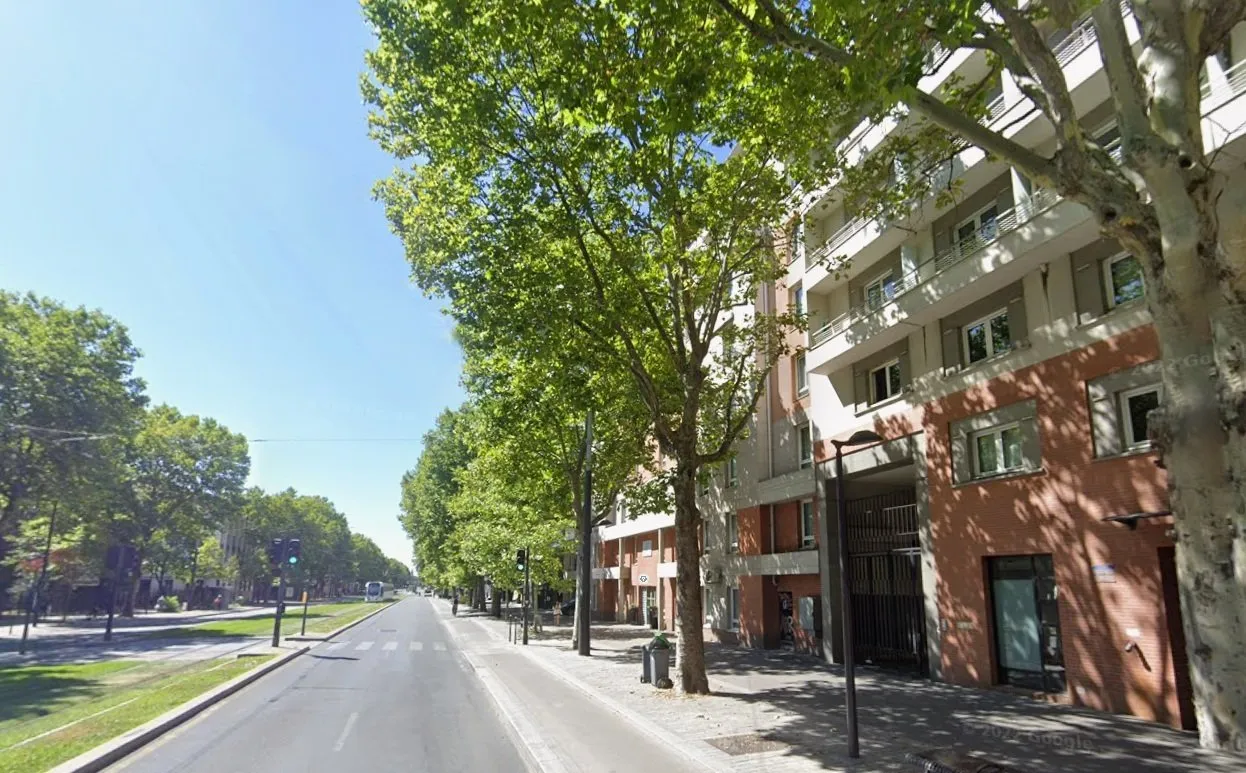 RENTAL INVESTMENT – Paris – Studelites Le Consul Student Residence – 4.30% profitability
