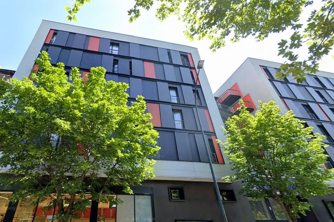 RENTAL INVESTMENT – Asnieres-sur-Seine – Les Estudines Sarah Bernhardt student residence – 5.35% profitability