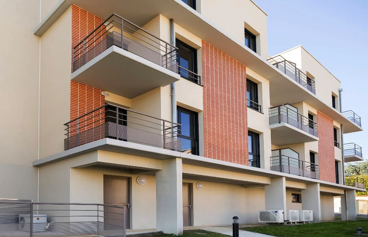 MIETINVESTITION – Nevers – Seniorenwohnanlage Residence du Parc - 8,76 % Rendite