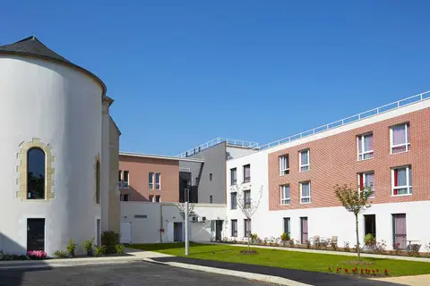 Foto di INVESTIMENTO IMMOBILIARE – Nevers – Residenza EHPAD Les Rives de la Nièvre - 7,01% di redditività